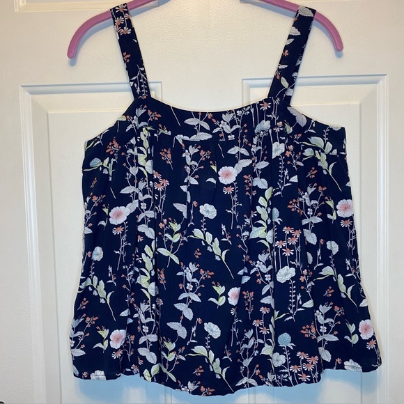 GAP Floral Print Tank Blouse Wide Straps Sz XS - Picture 2 of 9
